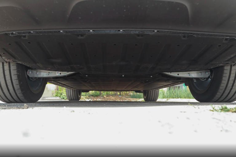 开1万多公里零跑C16，分享真实感受，看是否适合你！