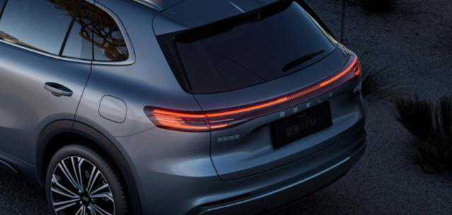 行业首款原生电混SUV！星舰7EM-i重塑四大用车新标准