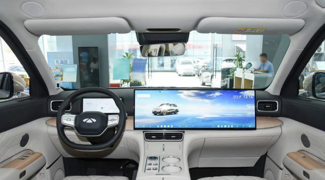 奇瑞风云T11开启预售，采用了增程动力，预售价19.99万起