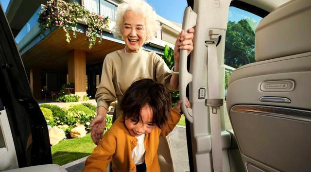 全新别克GL8发布，说实话这才叫“顶级颜值”！