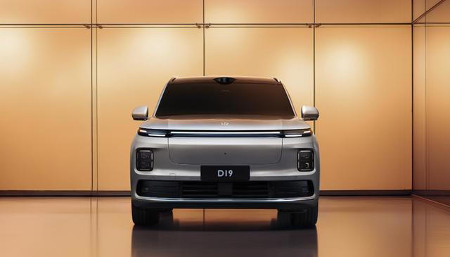 零跑D19全球首秀：搭载六大行业首创技术，提供增程+纯电双动力