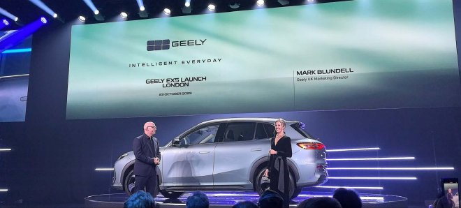 以“安全平权”立智驾标杆吉利全球化布局剑指300万销量