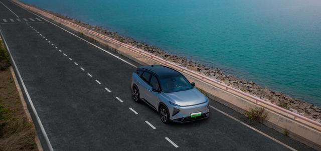 节能经济，家庭出行的省钱利器——吉利银河L7EM-i