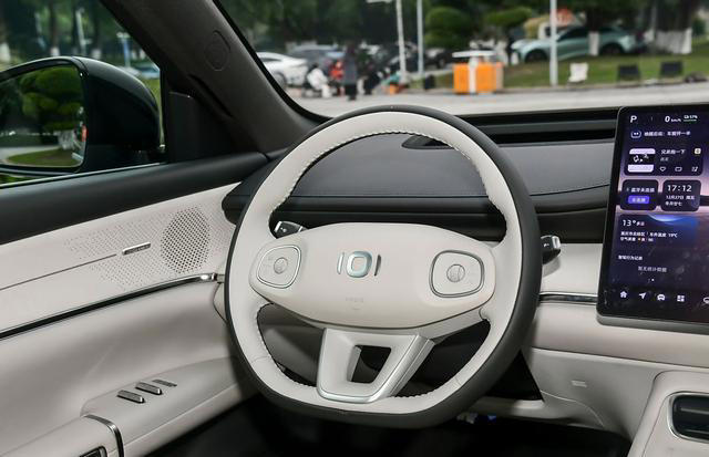 相差1000元，是看长安启源Q07，还是比亚迪宋LDM-i？