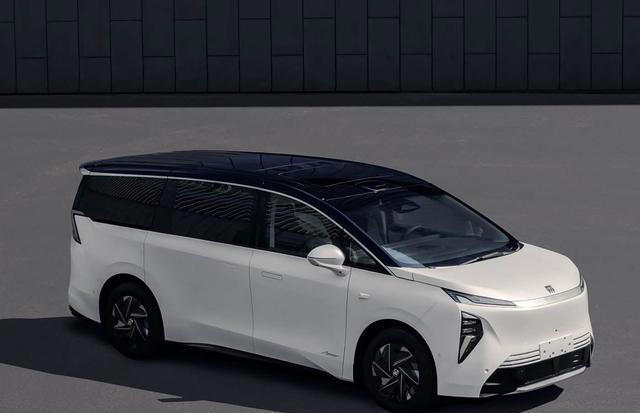 别克至境世家实车曝光！定位旗舰车型，网友：价格合适必爆