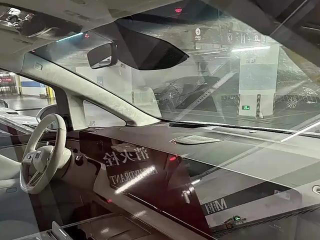 别克至境世家实车曝光！定位旗舰车型，网友：价格合适必爆