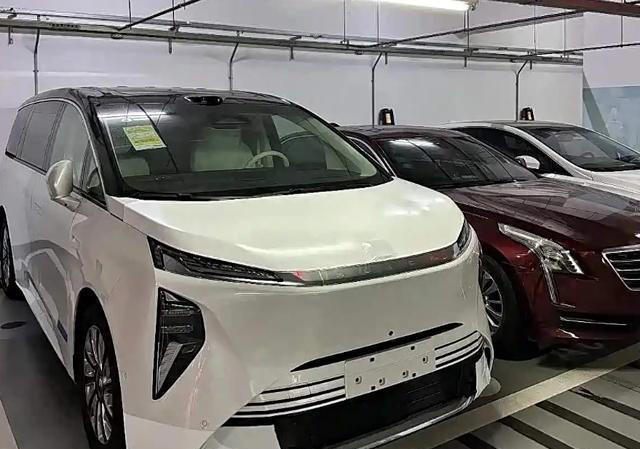 别克至境世家实车曝光！定位旗舰车型，网友：价格合适必爆