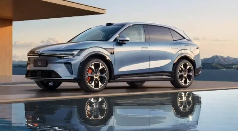 焕新极氪7X正式上市，升级900V高压架构与辅助驾驶系统