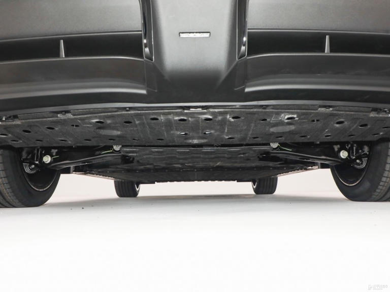 售13.99-16.19万元长安深蓝L06开启预售