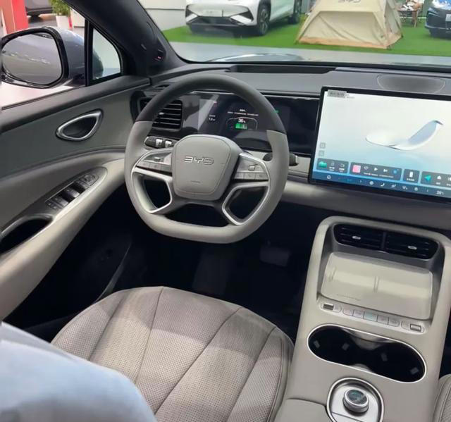 连续2个月突破3万，比亚迪海狮06销量创新高，中型SUV黑马诞生了