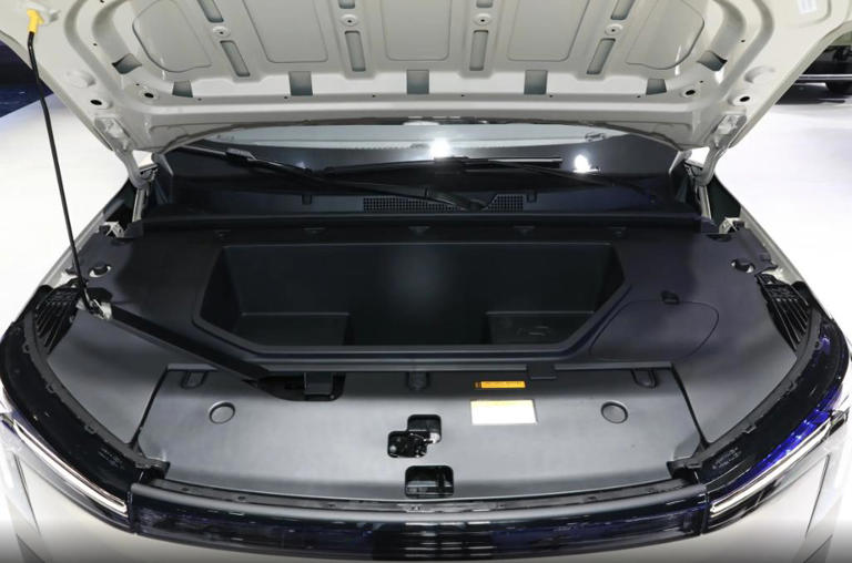 纯电小型SUV市场添悍将，东风纳米06开启预售值得考虑吗？