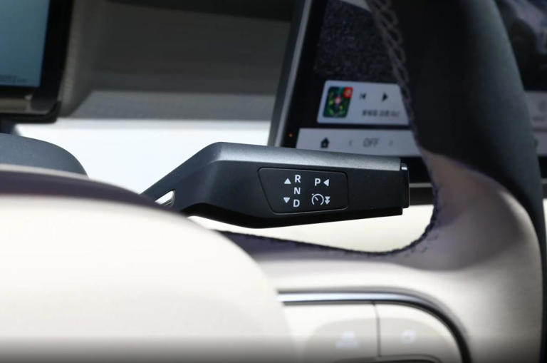 纯电小型SUV市场添悍将，东风纳米06开启预售值得考虑吗？