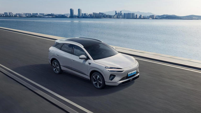 比亚迪海狮06十万辆下线刷新行业达成纪录