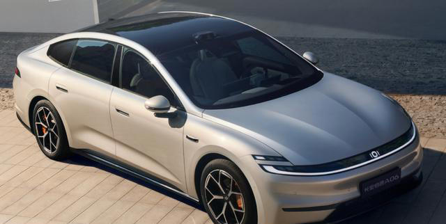 10.99万起步！长安启源A06上市，纯电版比增程版便宜！