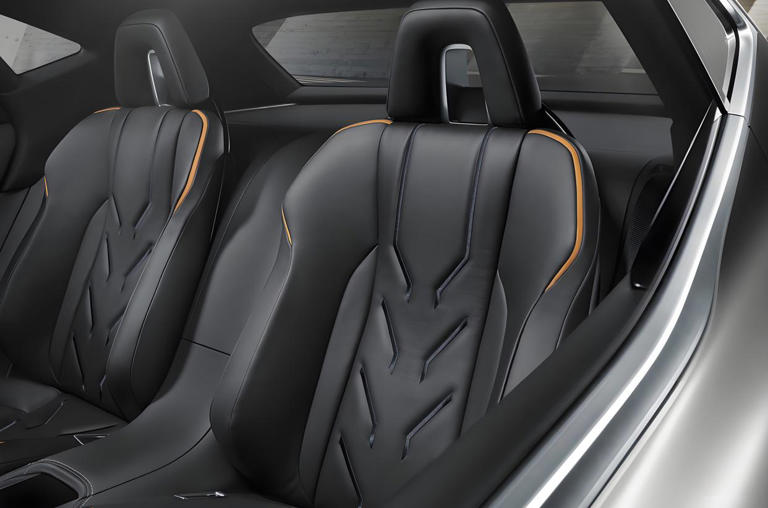 LFA继任车型或搭V8混动，900匹马力百公里加速2.5秒