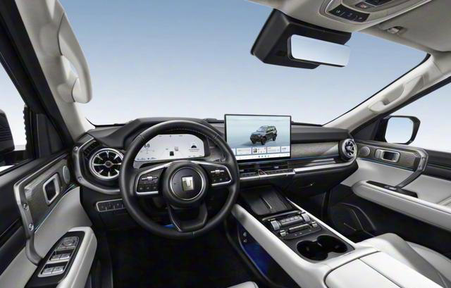 燃油插混任选，800mm涉水SUV，配置升级，24.98万起！