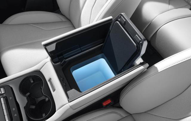 燃油插混任选，800mm涉水SUV，配置升级，24.98万起！