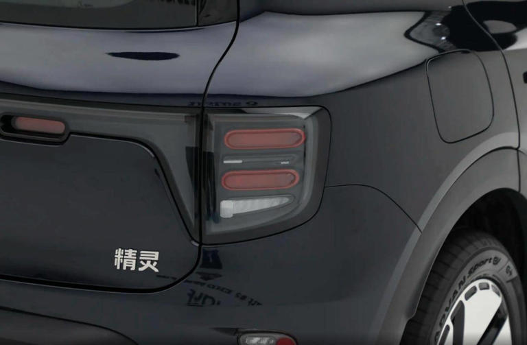 Smart#5混动与纯电版差异解析：7万差价下，选车该如何权衡？