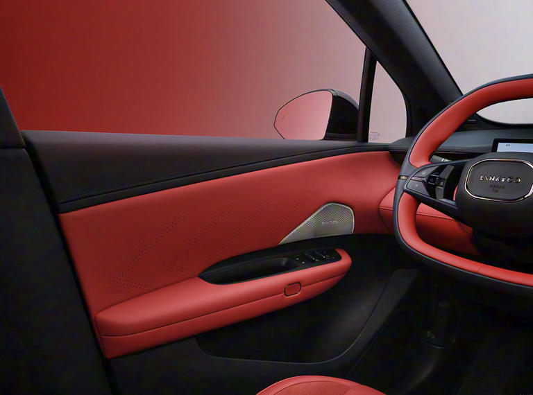 领克爆款新车来袭!全新设计风阻0.25Cd,配250kW电机 领克爆款新车来袭!全新设计风阻0.25Cd,配250kW电机