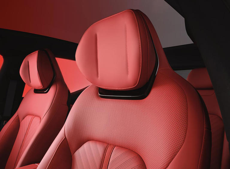 领克爆款新车来袭!全新设计风阻0.25Cd,配250kW电机 领克爆款新车来袭!全新设计风阻0.25Cd,配250kW电机