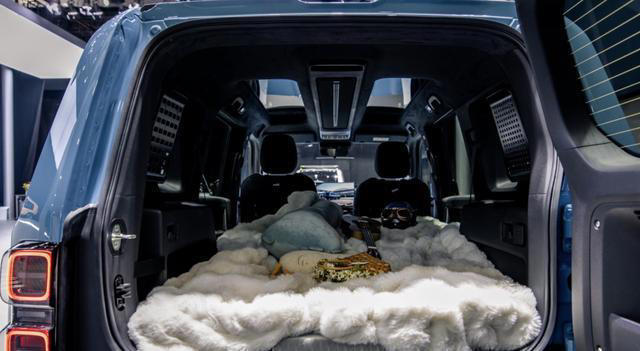 广州车展 奇瑞iCAR V27首秀 20万级「方盒子」的科技进化 广州车展奇瑞iCARV27首秀20万级「方盒子」的科技进化