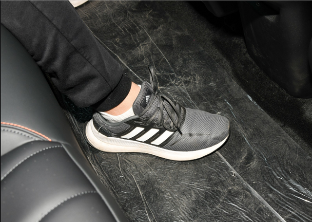 百公里7.6秒加速、续航1040km，这款车太适合家用！