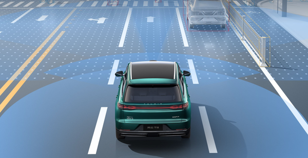 吉利银河M9VS奇瑞风云T11国产大六座SUV你选谁？