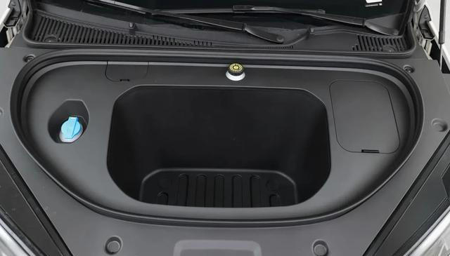 10万级选择纯电家轿，零跑B01为什么比海豹06EV更值得考虑？