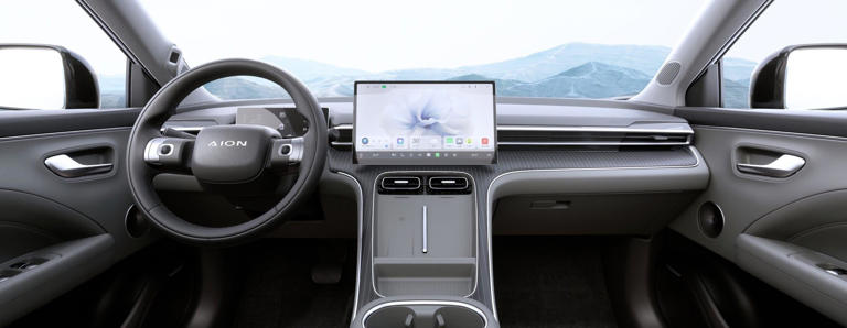 埃安AIONi60：家用紧凑型SUV，增程、纯电可选，主打性价比