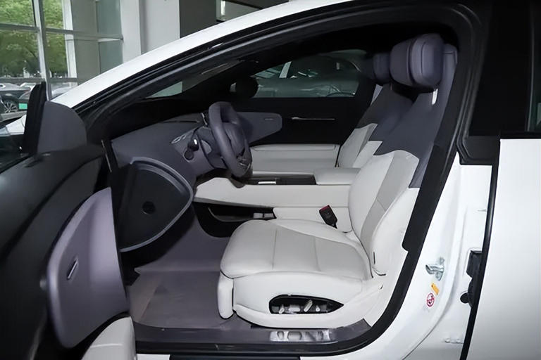 四激光雷达+356km纯电续航,多项升级配置竞争力十足 四激光雷达+356km纯电续航,多项升级配置竞争力十足