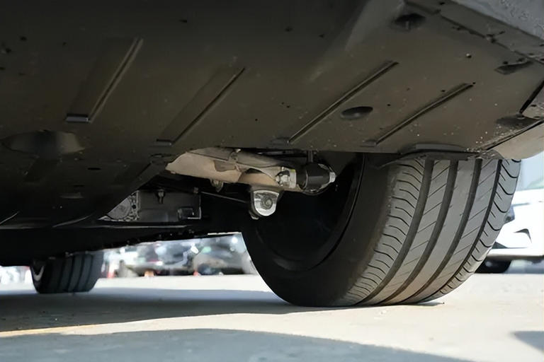 四激光雷达+356km纯电续航,多项升级配置竞争力十足 四激光雷达+356km纯电续航,多项升级配置竞争力十足