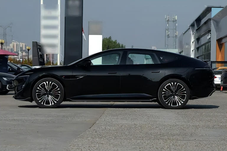 四激光雷达+356km纯电续航,多项升级配置竞争力十足 四激光雷达+356km纯电续航,多项升级配置竞争力十足