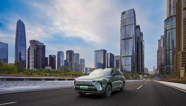 全新蓝山智能进阶版，会思考的出行伙伴