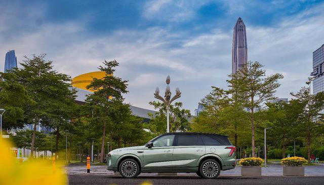 全新蓝山智能进阶版，会思考的出行伙伴