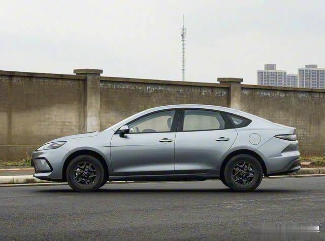 2026款海豹05DM-i上市，配置调整纯电续航提至128公里