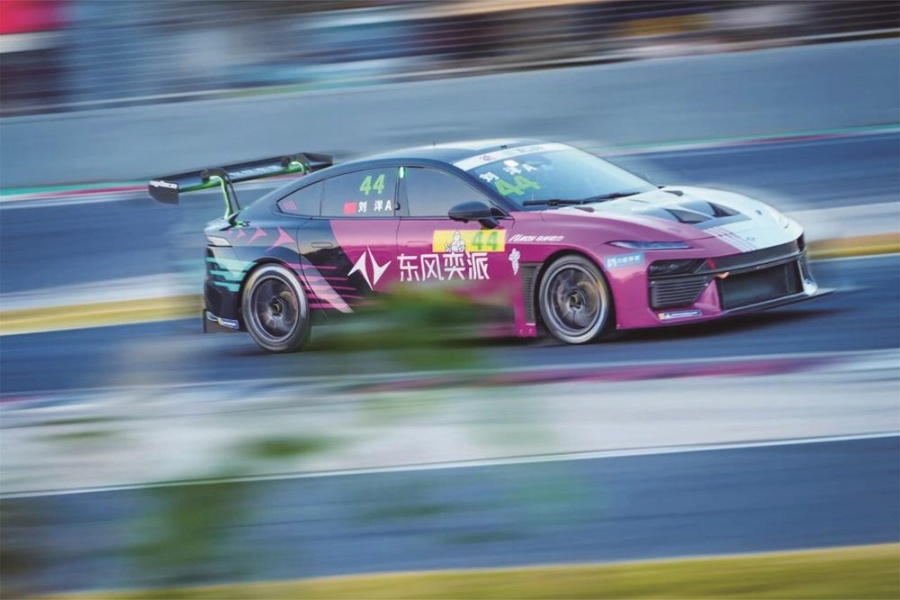 东风奕派车队斩获四连冠