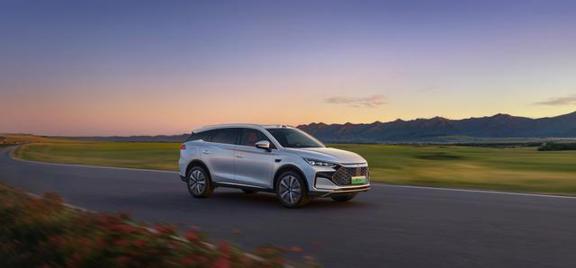 家用SUV终极答案，唐DM-i175KM版全维满足家用需求