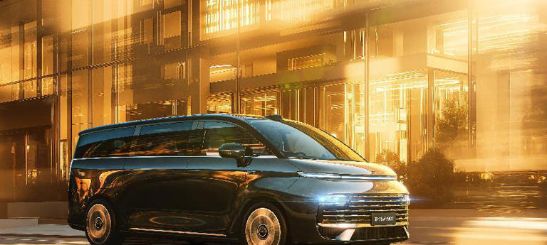 太懂了!吉利银河V900专治MPV用户的“精神内耗” 太懂了!吉利银河V900专治MPV用户的“精神内耗”