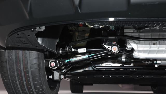 又要排队买零跑了！605km续航+宁德时代，顶配才12.18万，厚道