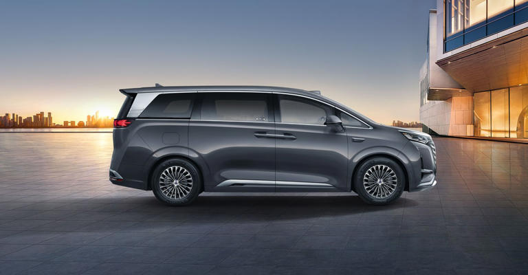 35万级新能源豪华MPV，腾势D9与岚图梦想家怎么选？