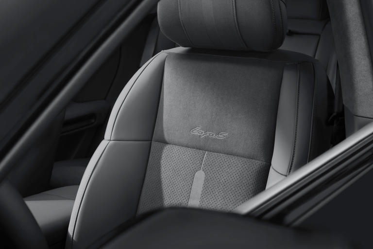 9.28万元起！零跑Lafa5正式上市，全新纯电运动轿跑