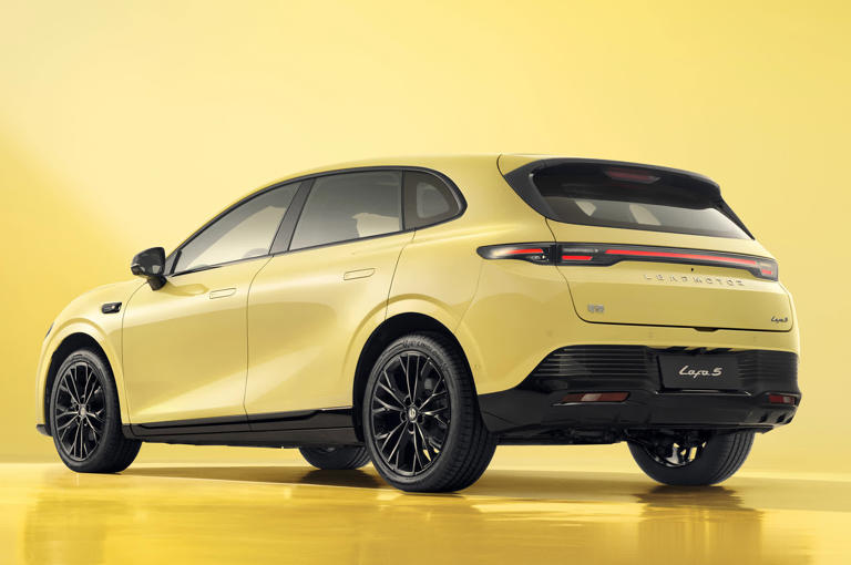 9.28万元起！零跑Lafa5正式上市，全新纯电运动轿跑