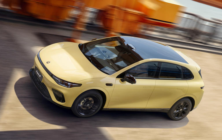 9.28万元起！零跑Lafa5正式上市，全新纯电运动轿跑