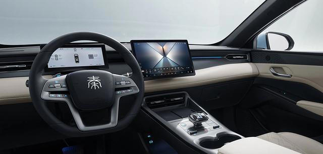 6万起售带智能驾驶辅助？新款秦PLUSDMi没白等，官方零百加速7秒6