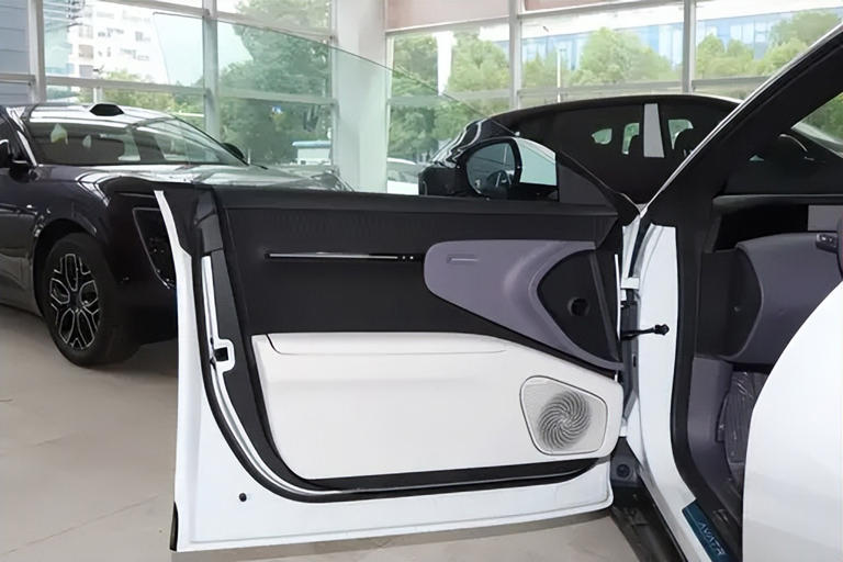 全系标配四激光雷达,一口气推出26款新车! 全系标配四激光雷达,一口气推出26款新车!