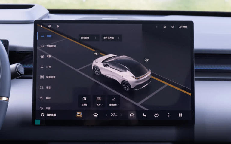 纯电续航530公里,配4.5C充电倍率,领克Z20实力几何 纯电续航530公里,配4.5C充电倍率,领克Z20实力几何