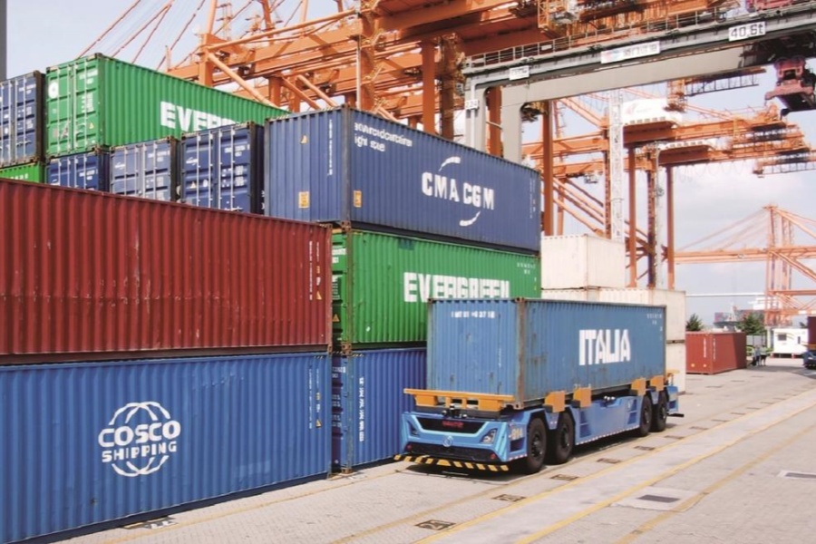 东风悦享无人集卡春节护航