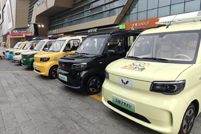 售4.78-5.08万五菱之光EV正式上市