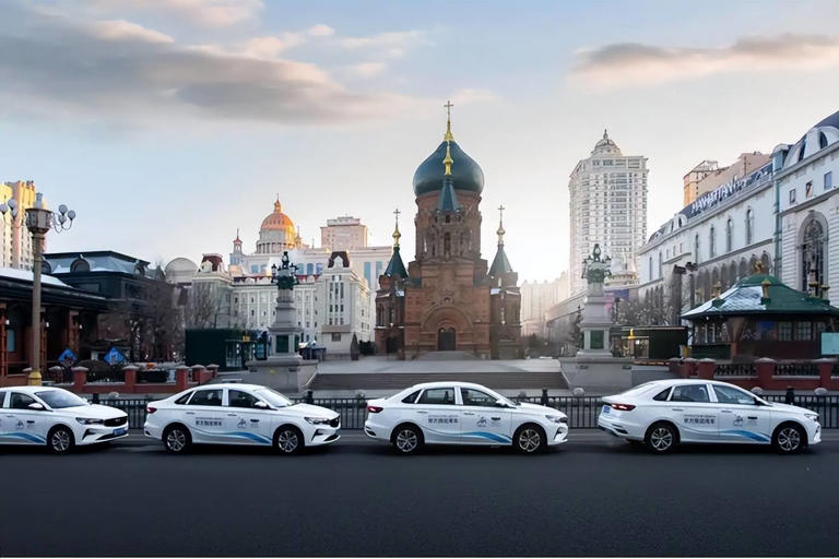 吉利醇氢汽车亮相亚冬会，甲醇动力成新能源竞争新赛道？