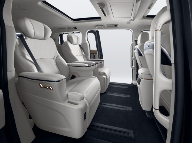 全新魏牌高山内饰首发符合时下流行设计